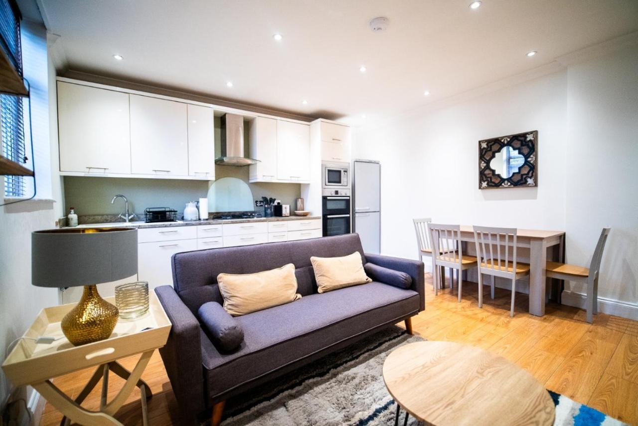 פורלי Stay With Serena Homes , One Bedroom Apartment מראה חיצוני תמונה