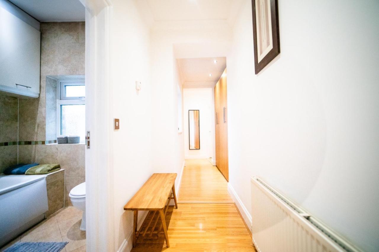 פורלי Stay With Serena Homes , One Bedroom Apartment מראה חיצוני תמונה